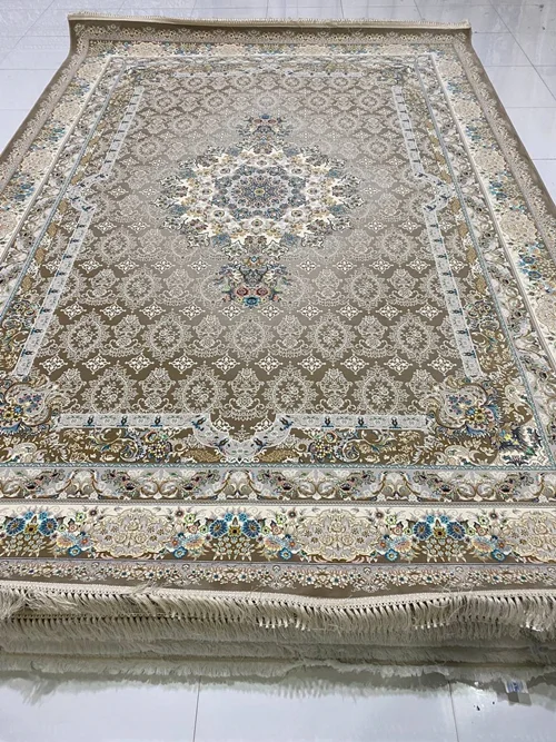 فرش1200 شانه 9متری ماشینی کاشان  درجه یک صادراتی  کد1396برجسته