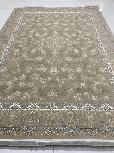 فرش ماشینی کاشان700 شانه 9متری  کد811