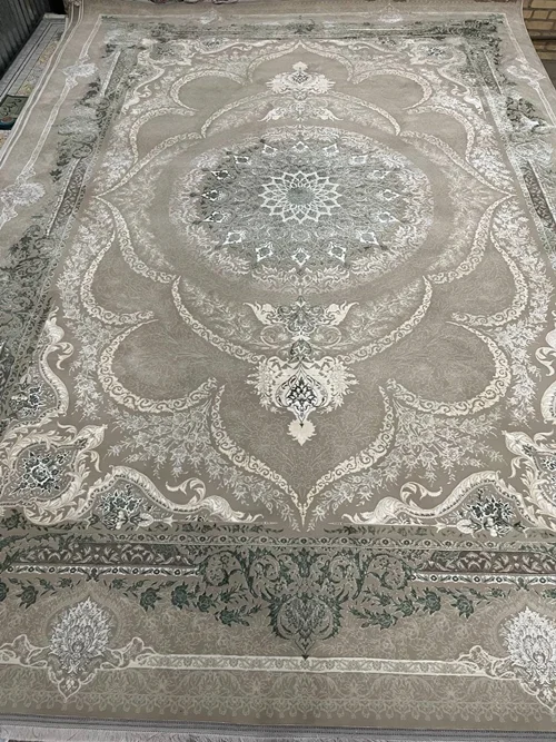 فرش1200 شانه 9متری ماشینی کاشان  درجه یک صادراتی  کد19014برجسته