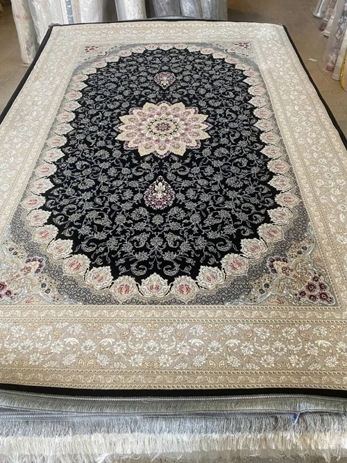 فرش ماشینی کاشان700 شانه 6متری  کد771