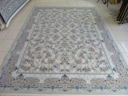 فرش ماشینی کاشان 1000شانه کد 4007 زمینه نقره ای
