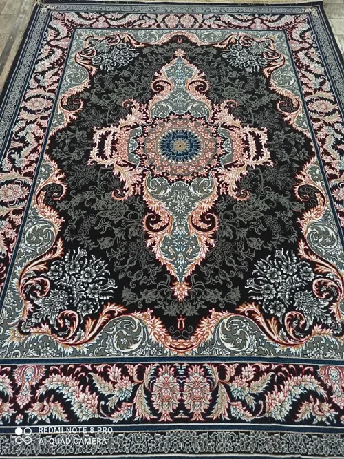 فرش ماشینی ارزان قیمت نقشه تارا زمینه سرمه ای